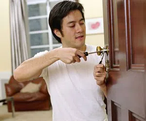 Boca Raton Lock And Locksmith Boca Raton, FL 561-692-4257 - changing-locks